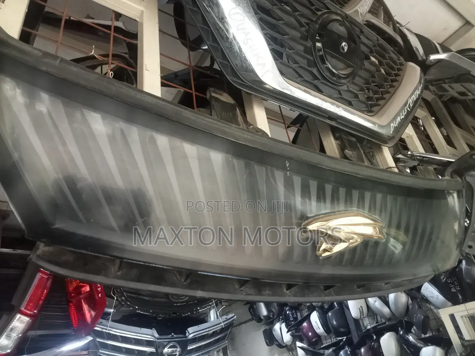 Harrier Zsu60 Grille 2016
