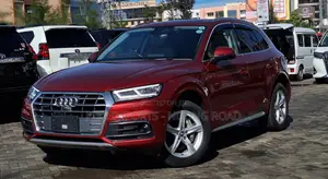 Audi Q5 2.0T Premium AWD quattro 2019 Red