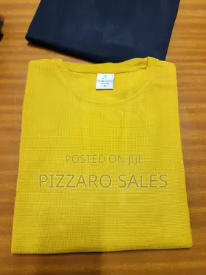 Dotted Round Neck Tshirts