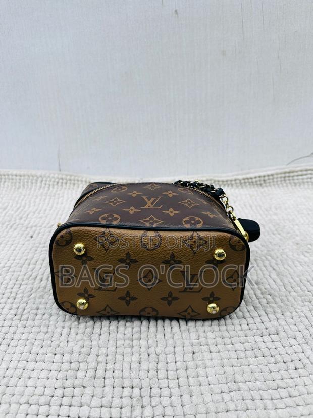 Louis Vuitton Vanity Pm Monogram Reverse Handbag - thumbnail 5