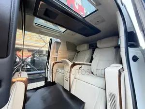 Lexus LM 2024 White