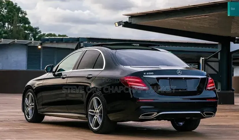 Mercedes-Benz E200 2019 Black