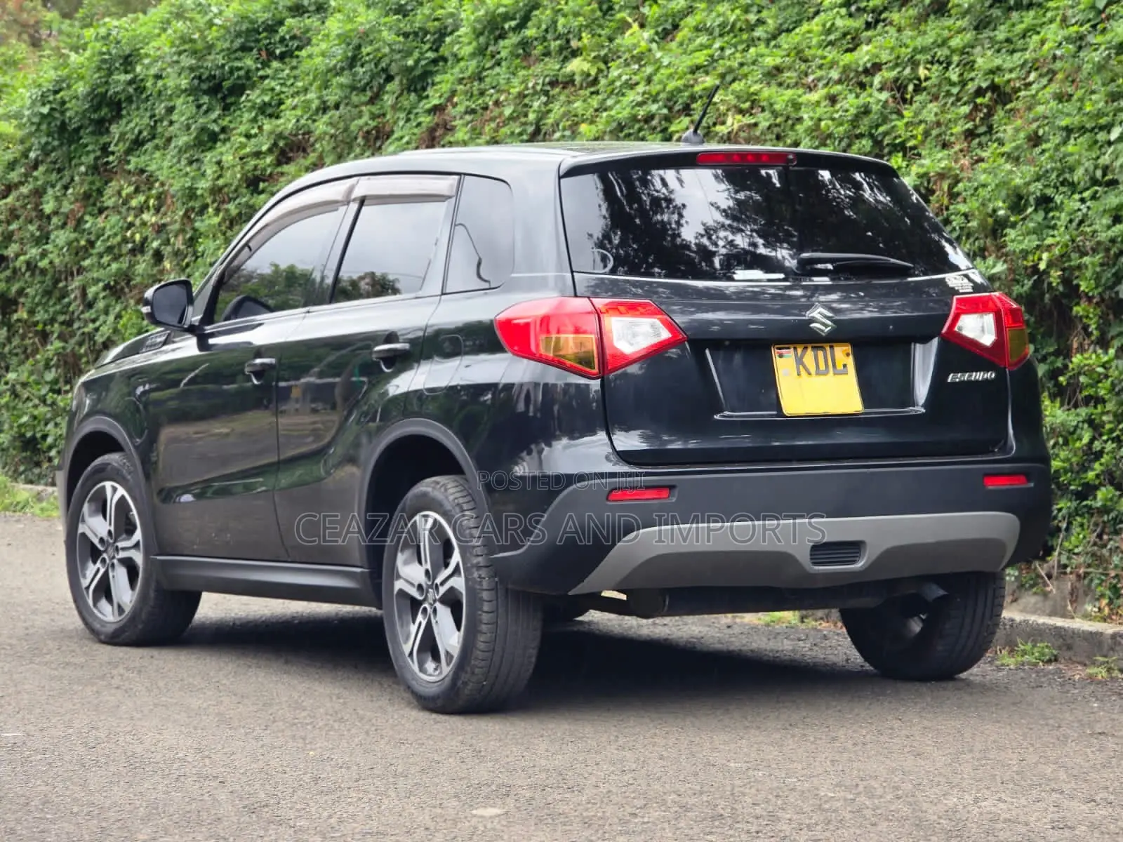 Suzuki Escudo 2016 Black