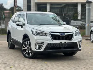 Subaru Forester Limited AWD 2019 White