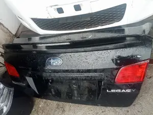 Tailgate Trunk Legacy B4 (Bm9) With Spoiler