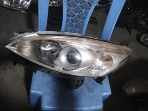 Mazda Premacy 2012 Non Xenon Headlight Xjapan