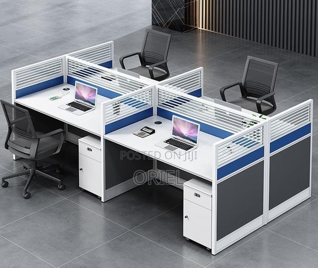 Office Workstation : Partitioned 4-Seater Office Workstation - thumbnail 2