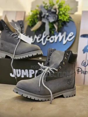 Plain Colors Timberland Boots