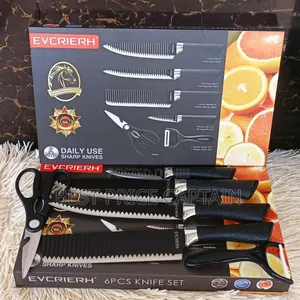 *Knife Set*
*Quality Knives*