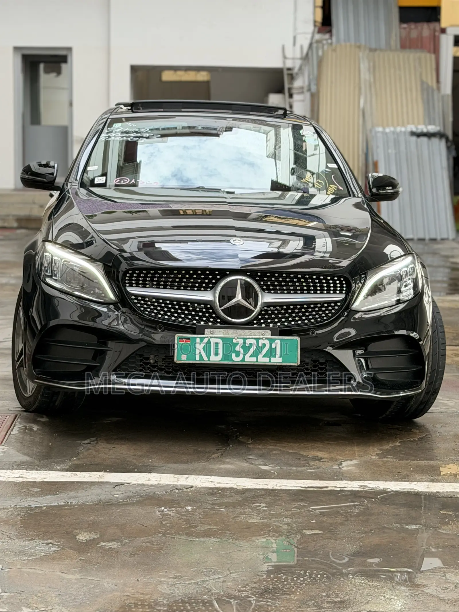 Mercedes-Benz C200 2020 Black