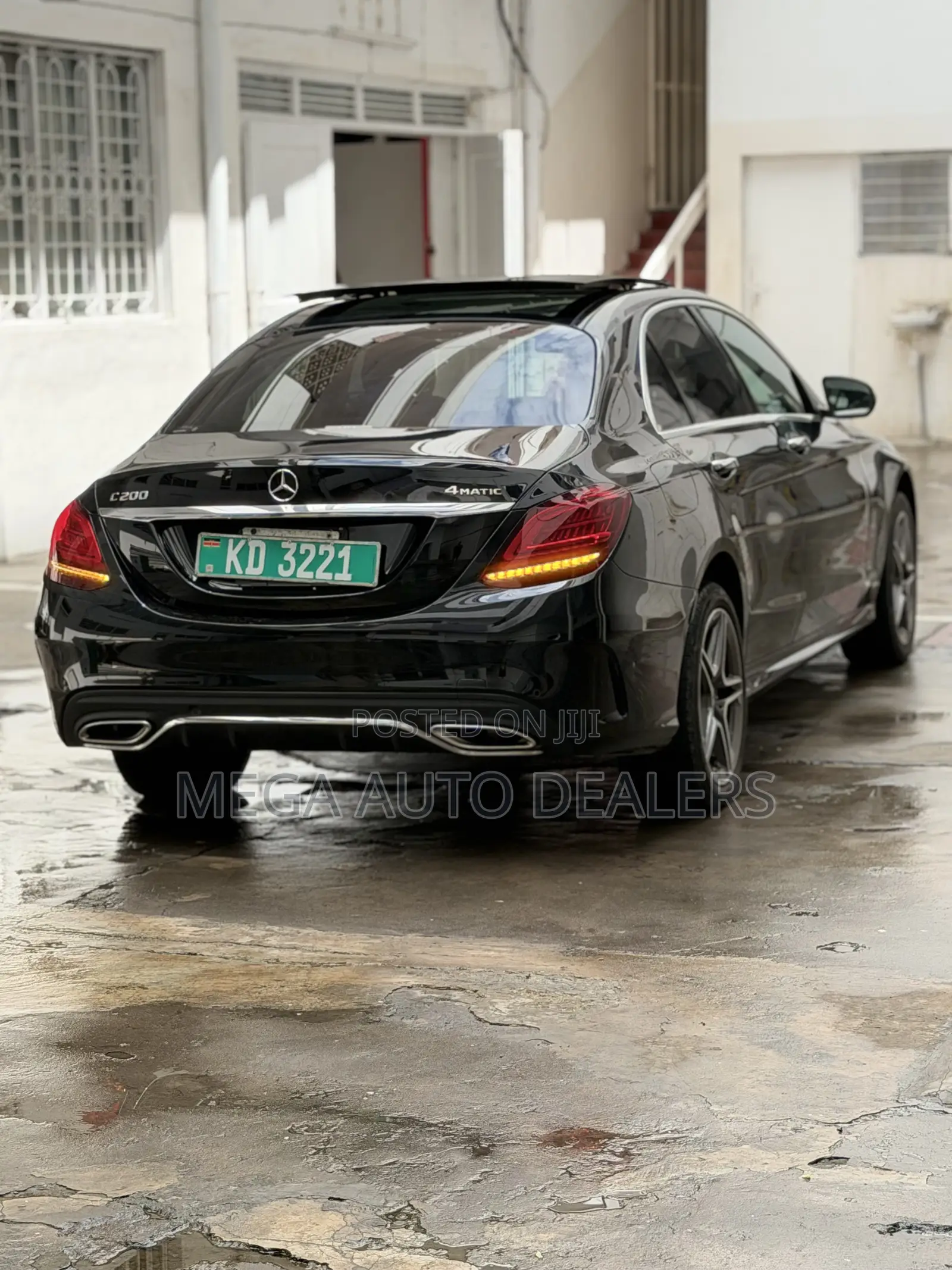 Mercedes-Benz C200 2020 Black