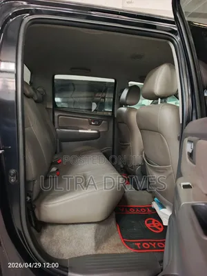 Toyota Hilux 2017 Black
