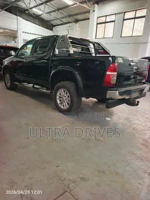 Toyota Hilux 2017 Black