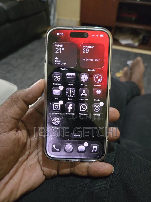 Apple iPhone 15 Pro 256 GB Gray - thumbnail 4