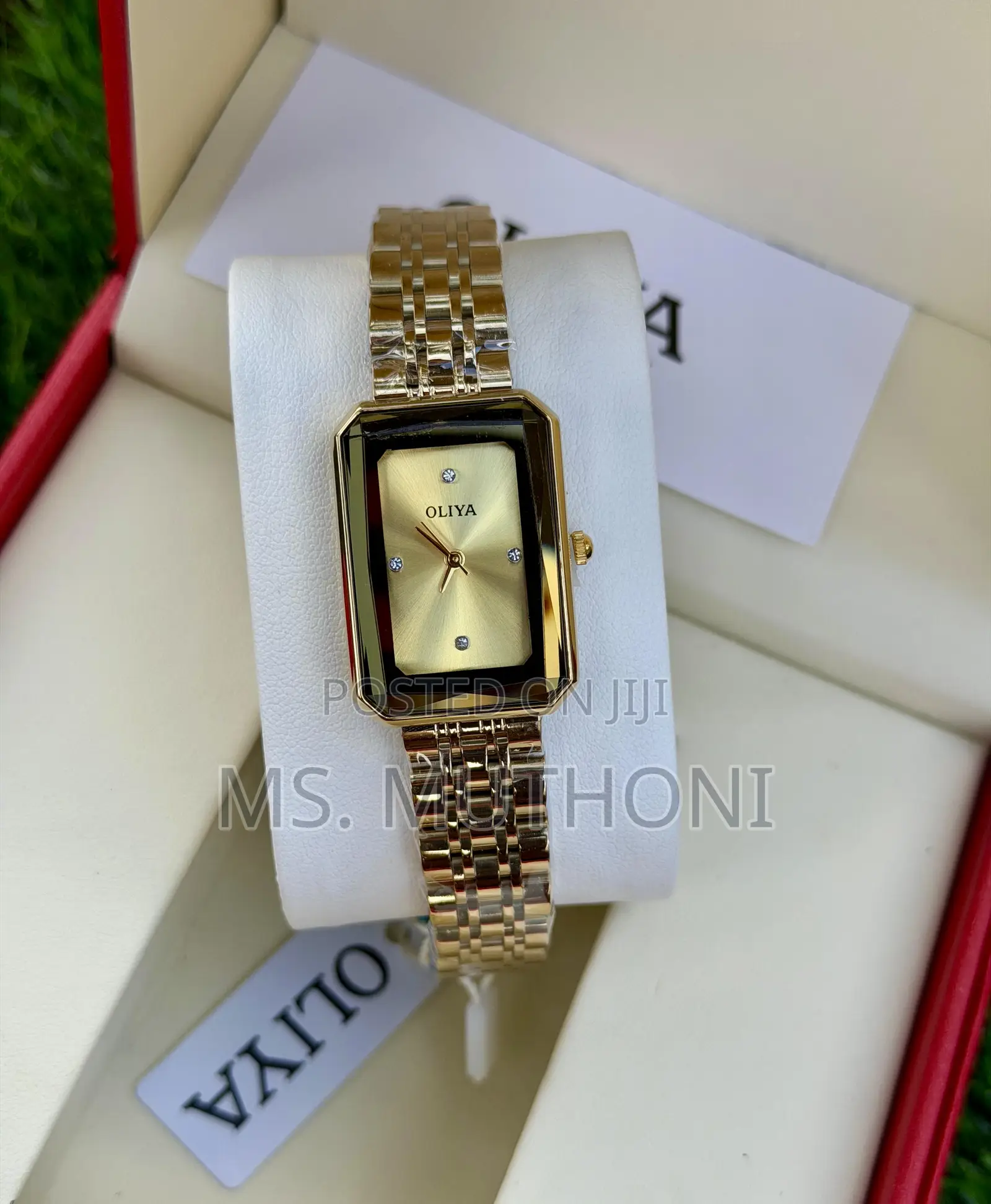 Oliya Brand Women's Wristwatch