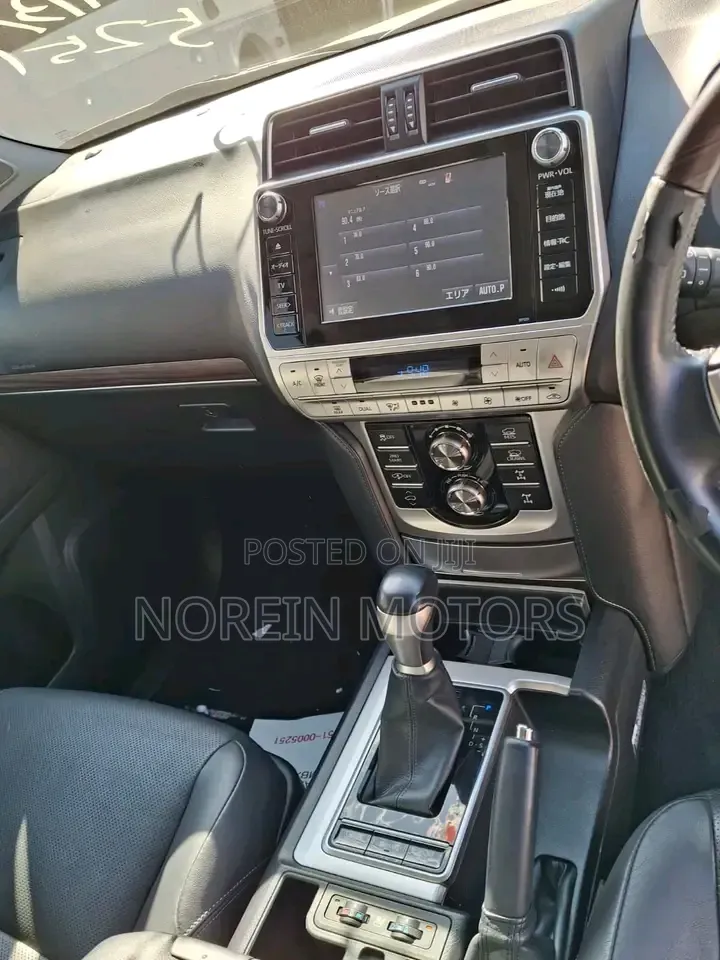 Toyota Land Cruiser Prado 4.0 Petrol TZ-G 2018 White
