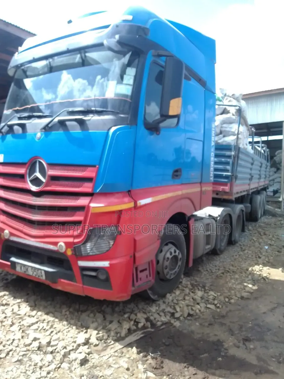 Heavy.Commercial°Trailers Eldoret to Nairobi Transportation.