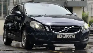 Volvo S60 2013 Blue