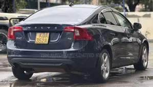 Volvo S60 2013 Blue