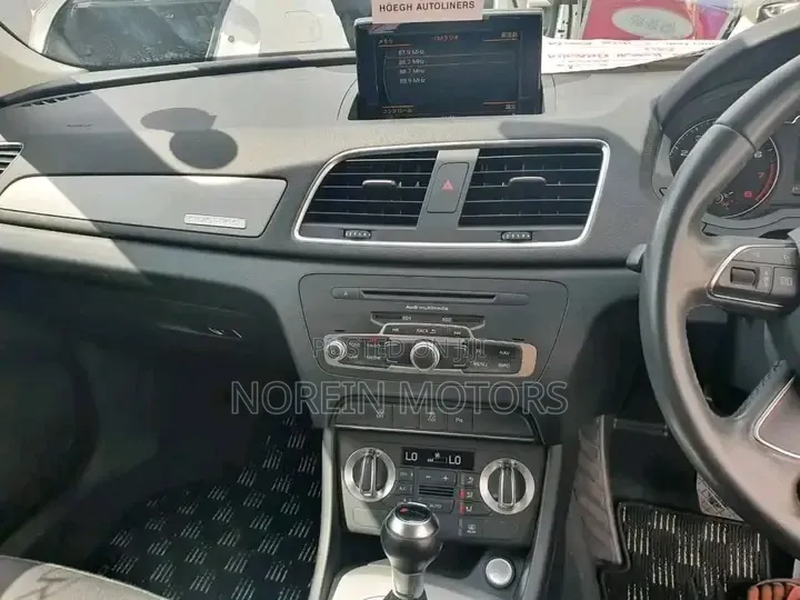 Audi Q3 1.4 TFSI 125hp 2018 Matt Black