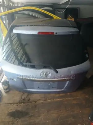Toyota Vitz Tailgate / Boot Door 2005–2010 Original Ex-Japan
