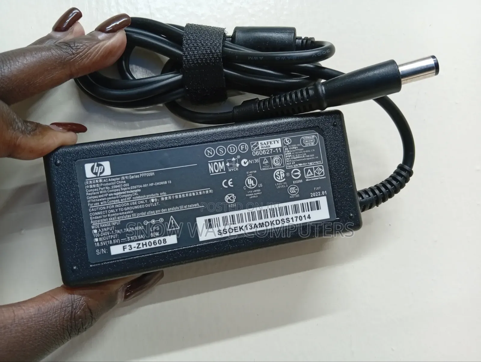 Hp Big Pin Charger for Laptops