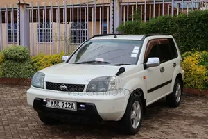 Nissan X-Trail 2004 White
