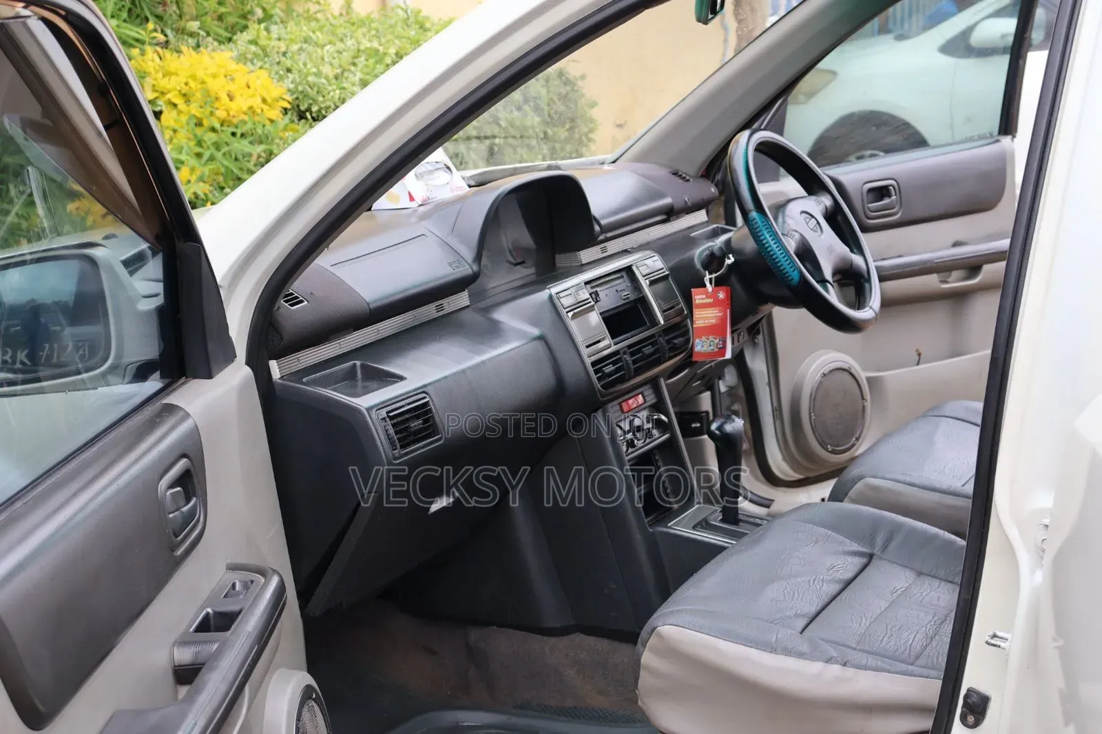 Nissan X-Trail 2004 White