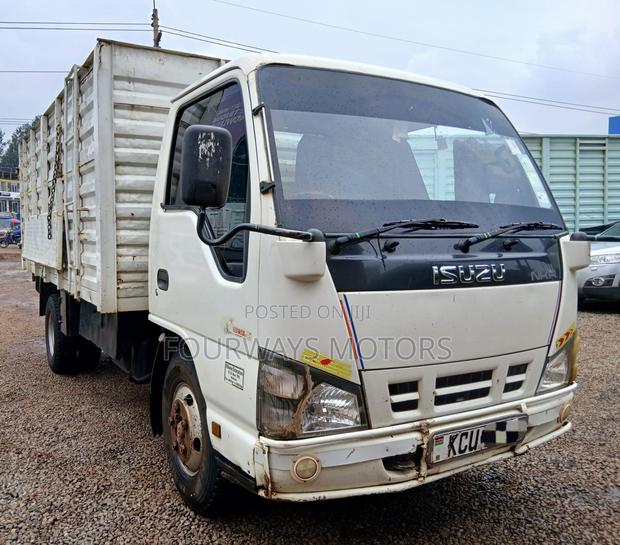 Isuzu NPR Tipper - thumbnail 3