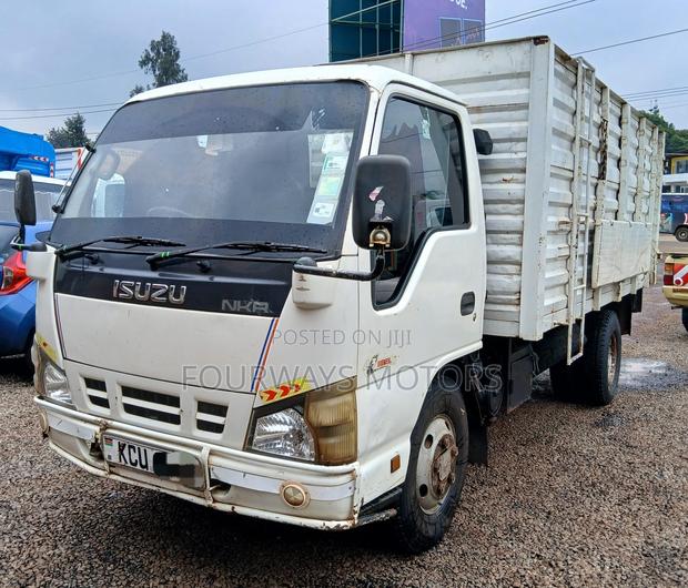 Isuzu NPR Tipper - thumbnail 5