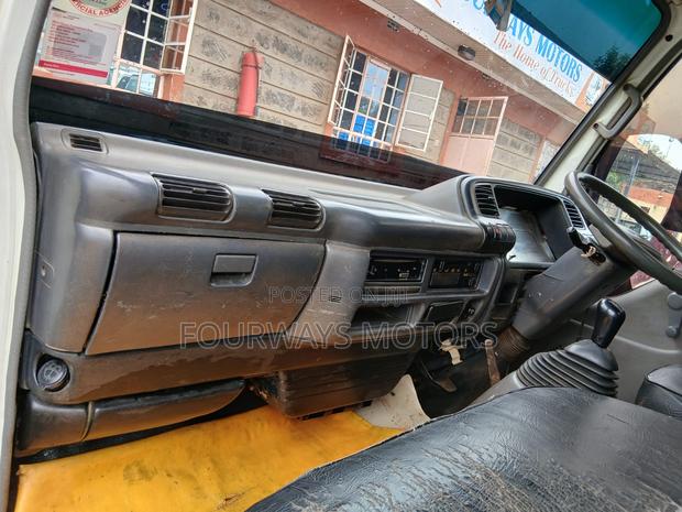 Isuzu NPR Tipper - thumbnail 12