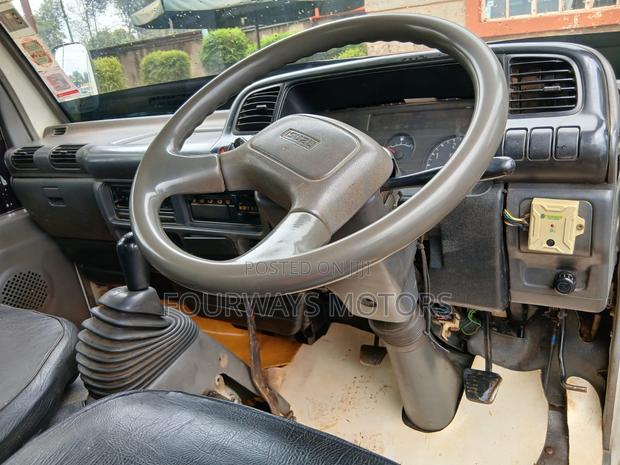 Isuzu NPR Tipper - thumbnail 14