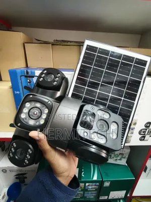 Three Monitor Screen Triple Lens Wifi Model Solar Powered CCTV Camera
