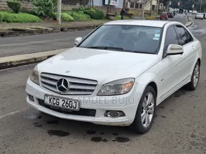 Mercedes-Benz C200 2009 Pearl