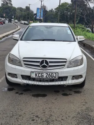 Mercedes-Benz C200 2009 Pearl