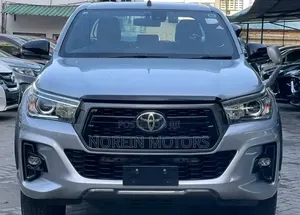 Toyota Hilux Revo Double Cab Deisel 2.4 AWD 2019 Silver