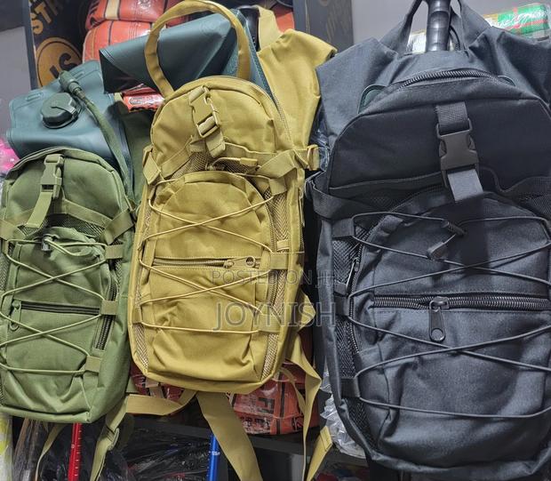 Hydration Bags/ Hiking Bags - thumbnail 2