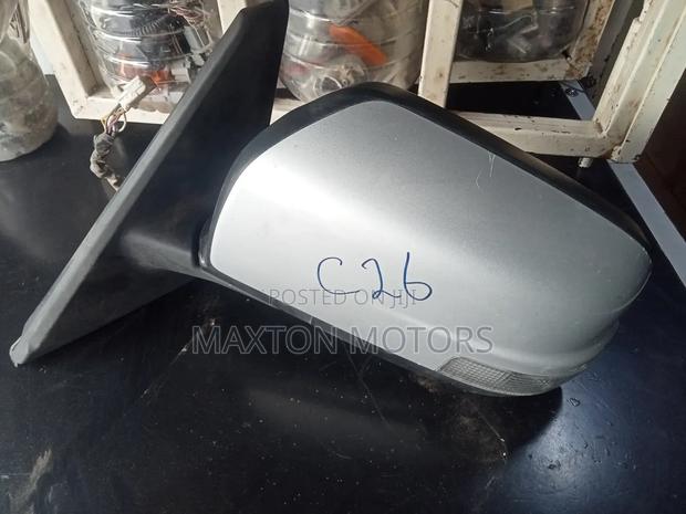 Side Mirror Serena C26 With Indicator