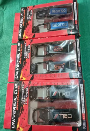 2pcs Branded Universal Bumper Retainer /Holder Clips
