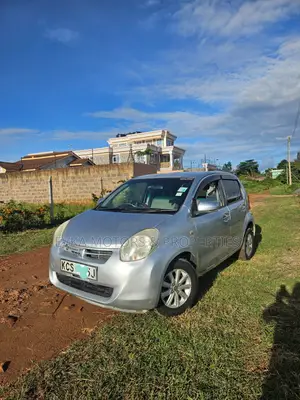 Toyota Passo 2011 Silver