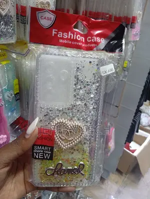 Tecno Spark 40 Pro 3d Heart Charm With a Centered Logo Case