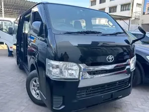 Toyota HiAce 2018 Blue