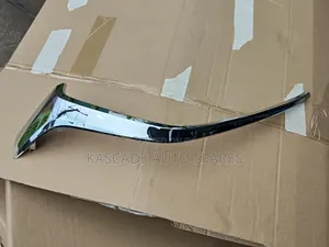 Mazda Demio 2014-2019 Grill Chrome/Strip/Moulding
