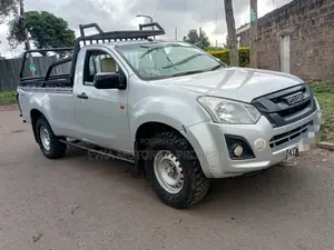 Isuzu D-MAX 2021 Silver