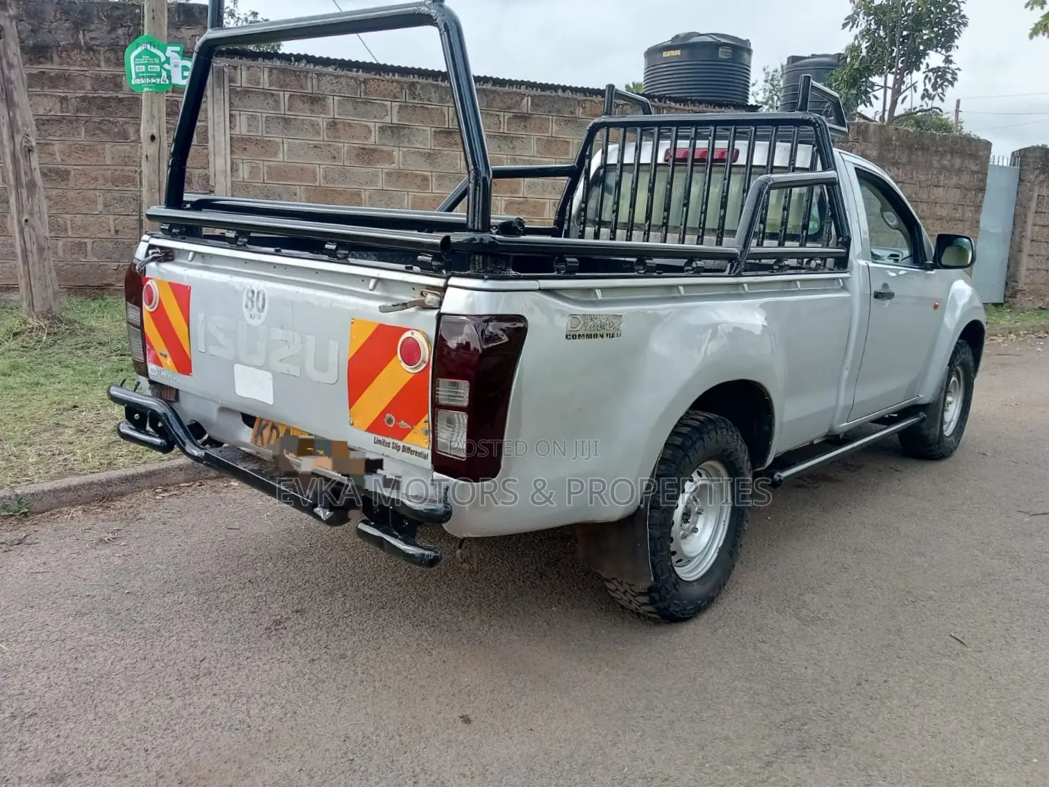 Isuzu D-MAX 2021 Silver