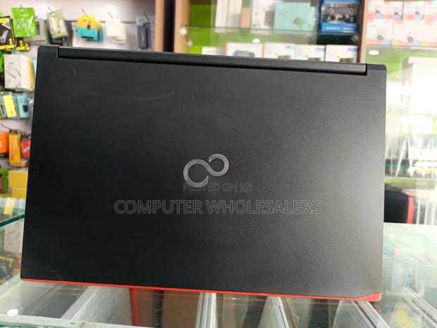 Laptop Fujitsu 8GB Intel Celeron SSD 256GB - thumbnail 2