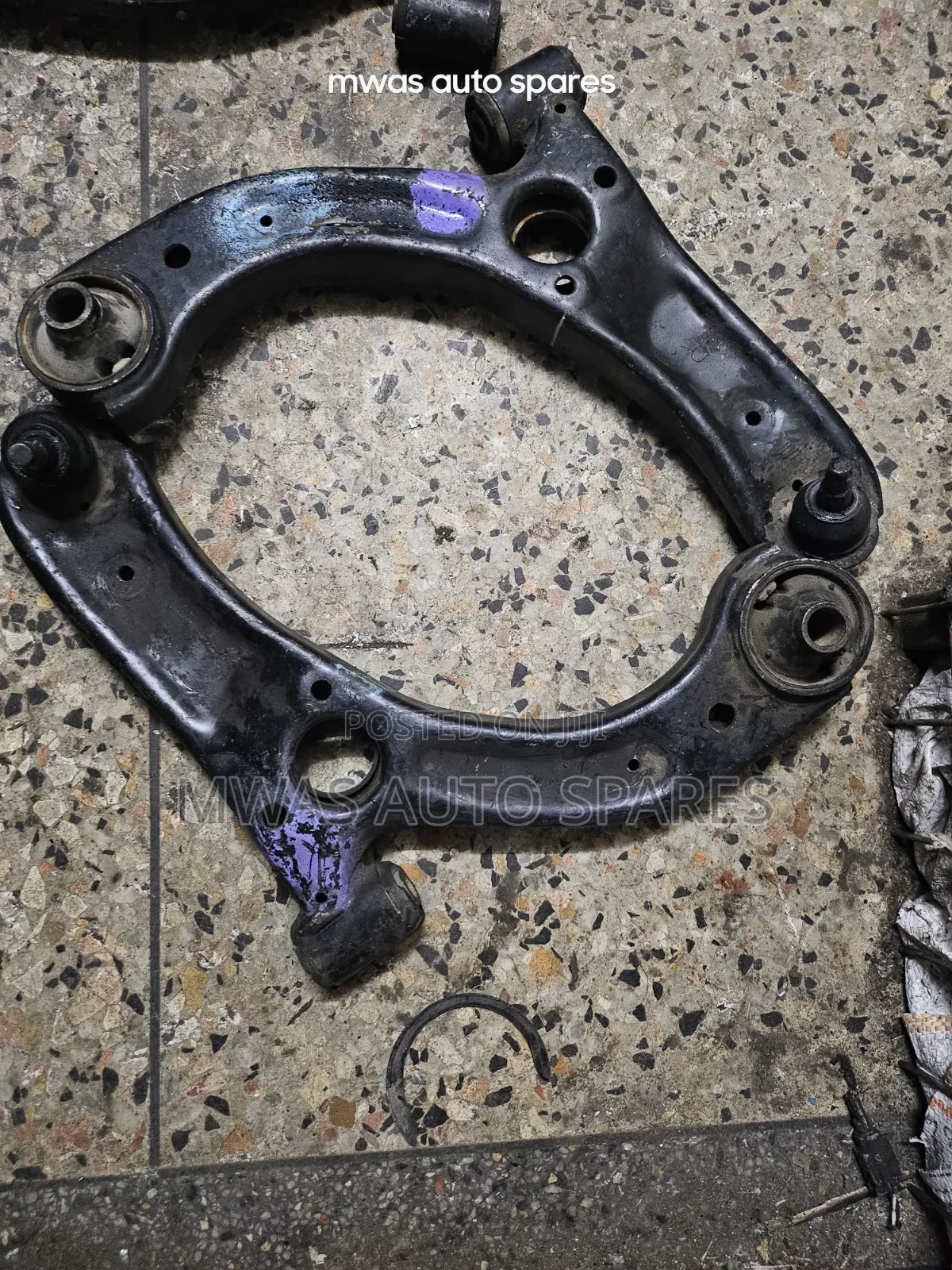 Daihatsu Mira Control Arm