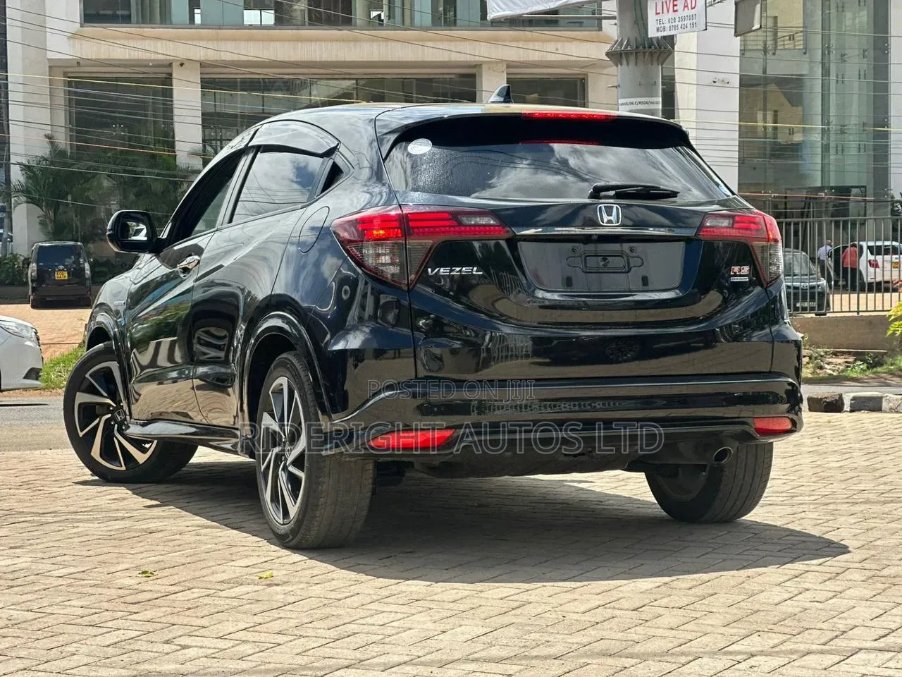 Honda Vezel 1.5 Hybrid 2WD 2018 Black