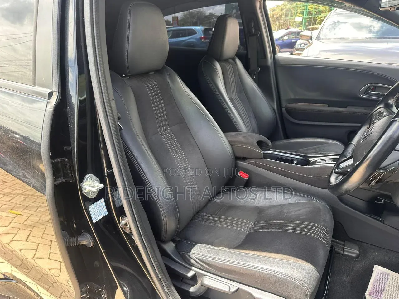 Honda Vezel 1.5 Hybrid 2WD 2018 Black