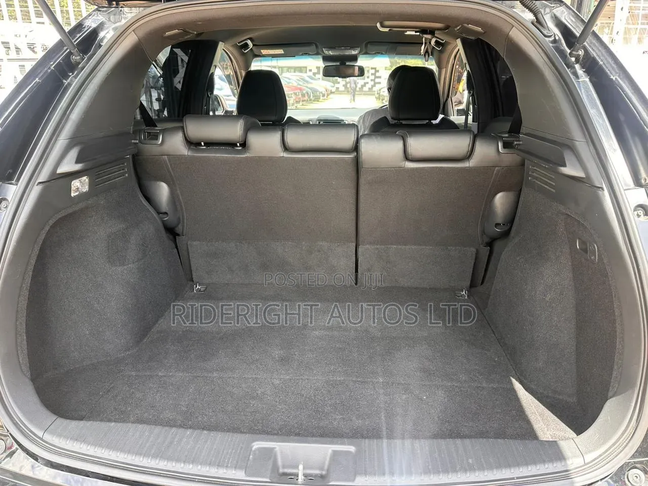 Honda Vezel 1.5 Hybrid 2WD 2018 Black